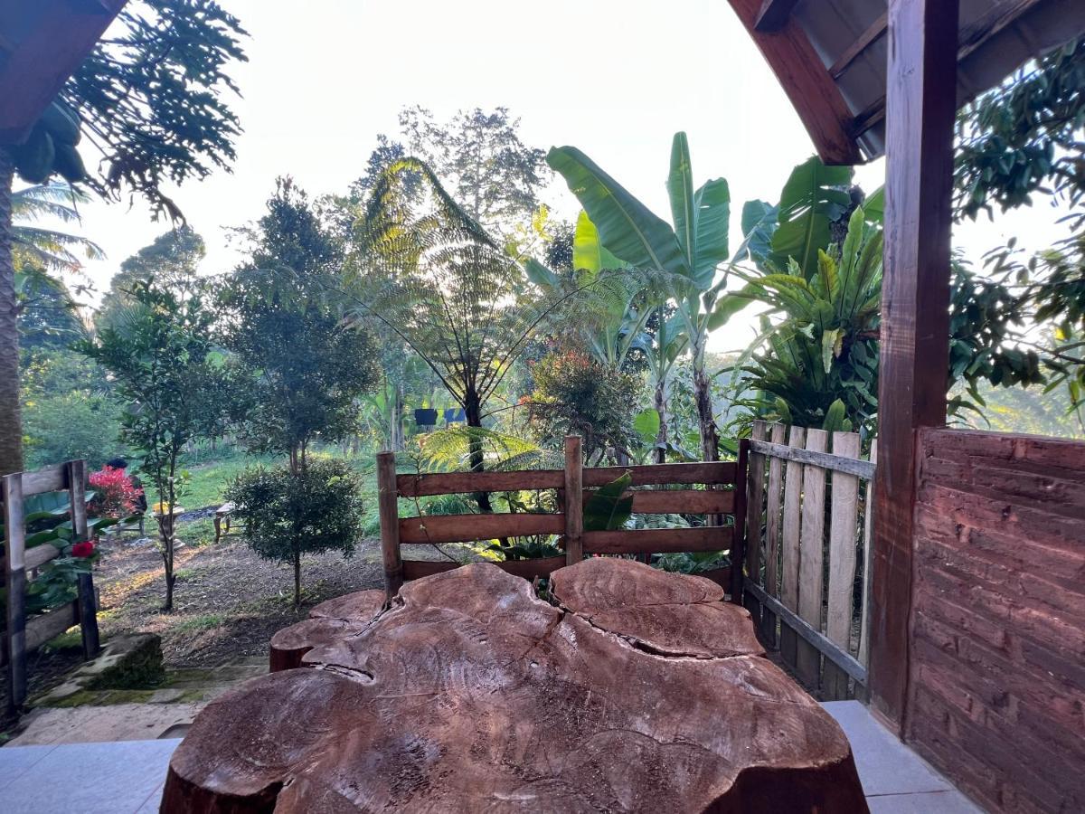 Tetebatu Sunrise Homestay Exteriör bild